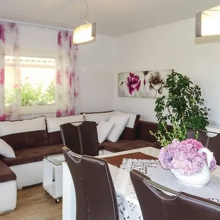 Villa Cujez With Sauna And Pool - Happy Recica ob Savinji