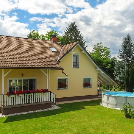 Cujez With Sauna And Pool - Happy