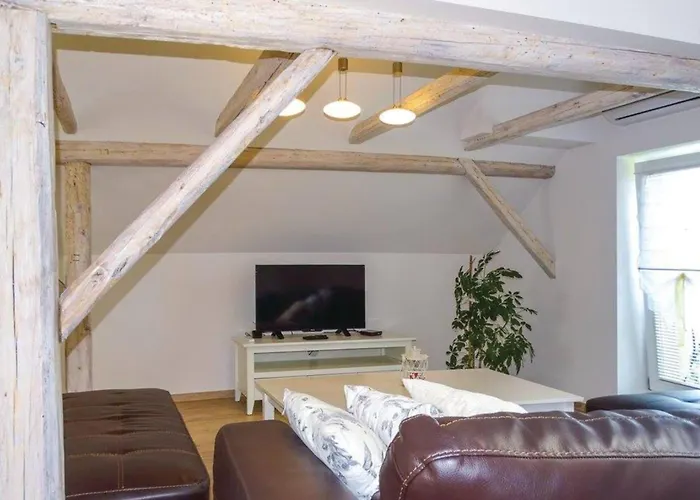 Villa Cujez With Sauna And Pool - Happy