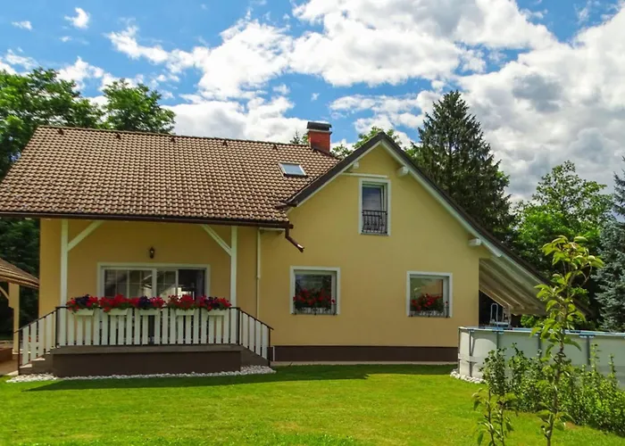 Cujez With Sauna And Pool - Happy * Recica ob Savinji