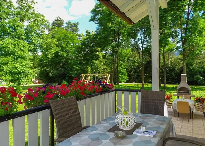 Cujez With Sauna And Pool - Happy Recica ob Savinji